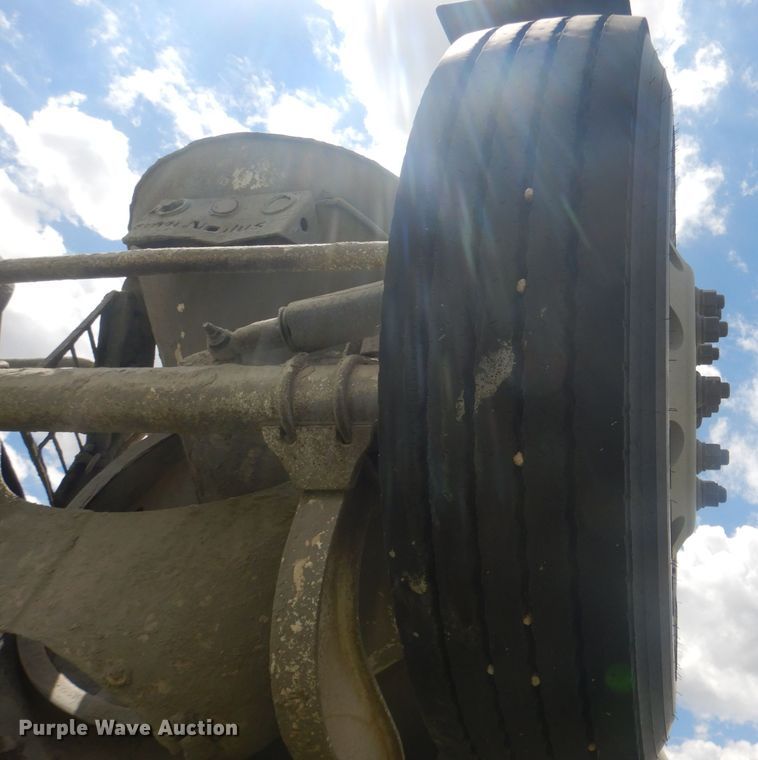 image for item DJ1324 1999 Sterling LT9511  ready mix truck