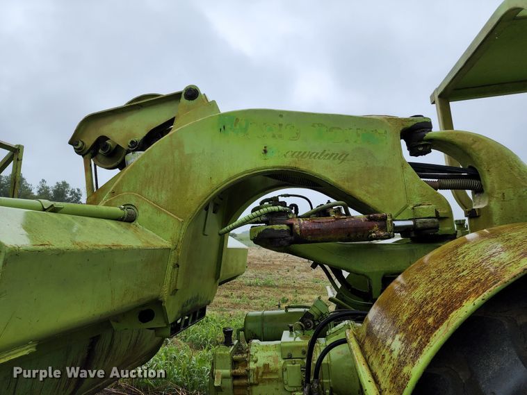 image for item DJ1746 1983 Terex TS14B054  scraper