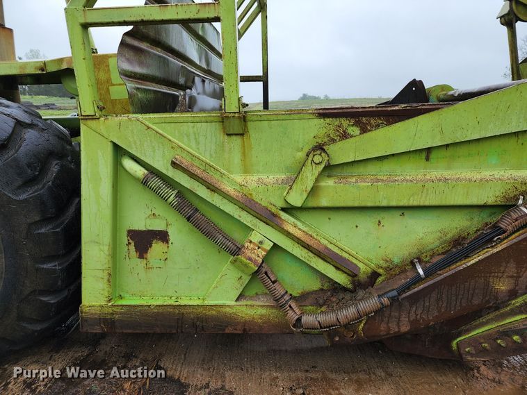 image for item DJ1746 1983 Terex TS14B054  scraper