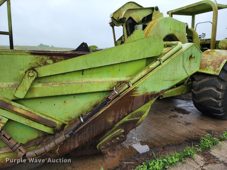 image for item DJ1746 1983 Terex TS14B054  scraper