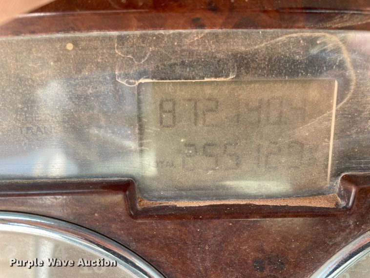 image for item DJ5160 2006 Mack CHN613  water truck