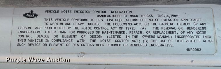 image for item DJ5160 2006 Mack CHN613  water truck