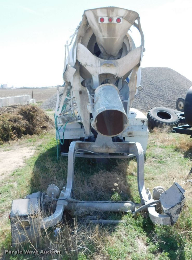 image for item DJ7647 1996 Mack RD690S  ready mix truck