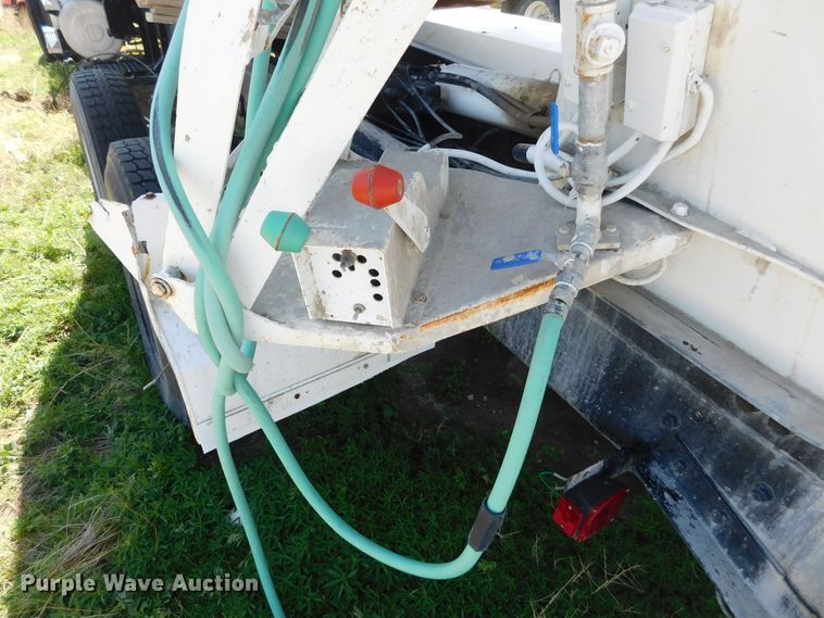 image for item DJ7647 1996 Mack RD690S  ready mix truck