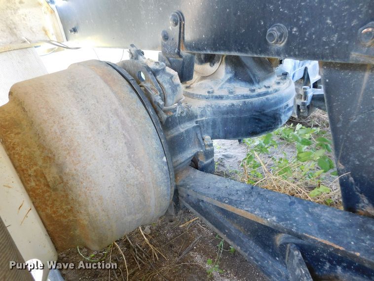 image for item DJ7647 1996 Mack RD690S  ready mix truck