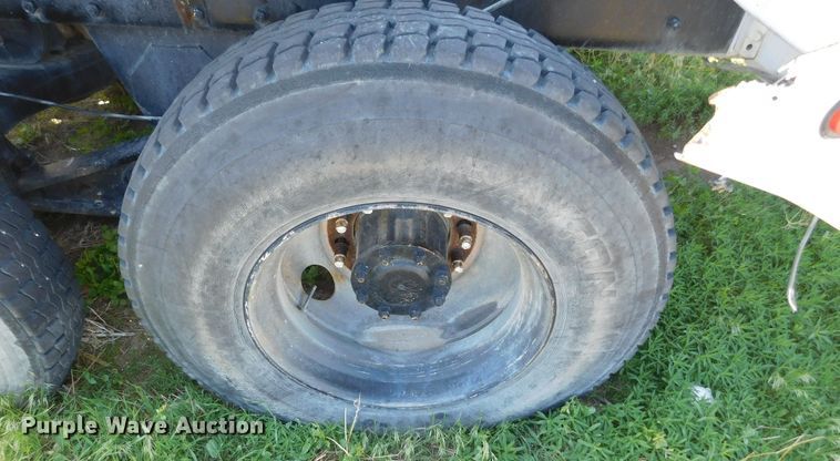 image for item DJ7647 1996 Mack RD690S  ready mix truck