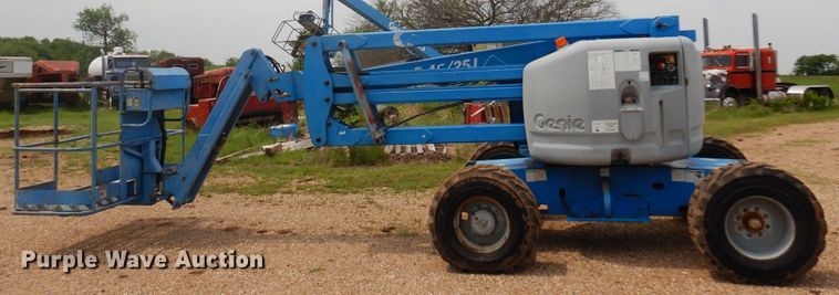 image for item DK0952 1999 Genie Z-45/25J  boom lift