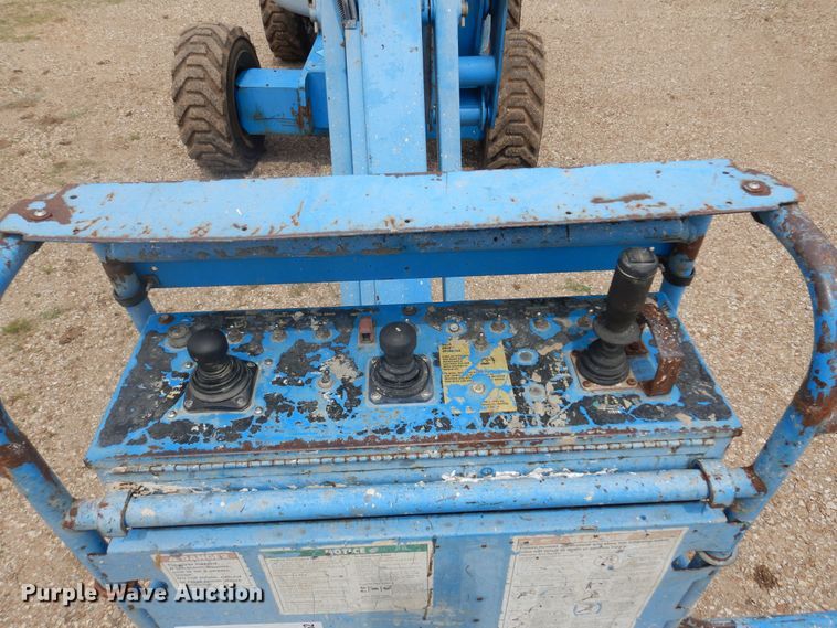image for item DK0952 1999 Genie Z-45/25J  boom lift