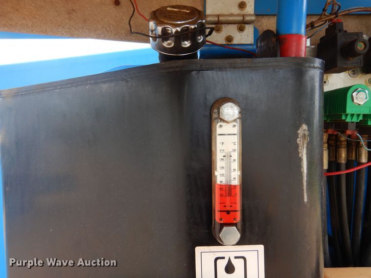 image for item DK0952 1999 Genie Z-45/25J  boom lift