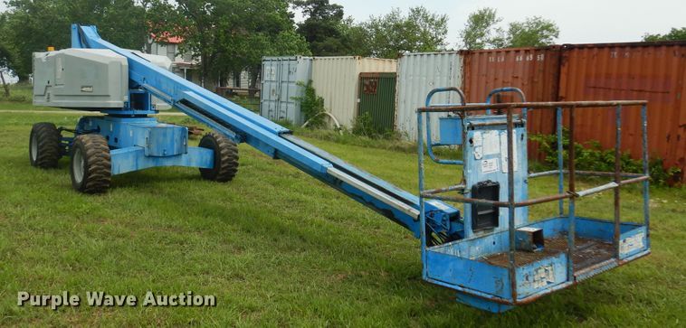 image for item DK0953 1997 Genie S-40  boom lift
