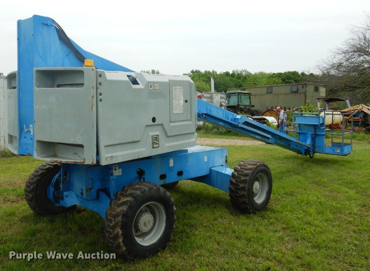 image for item DK0953 1997 Genie S-40  boom lift