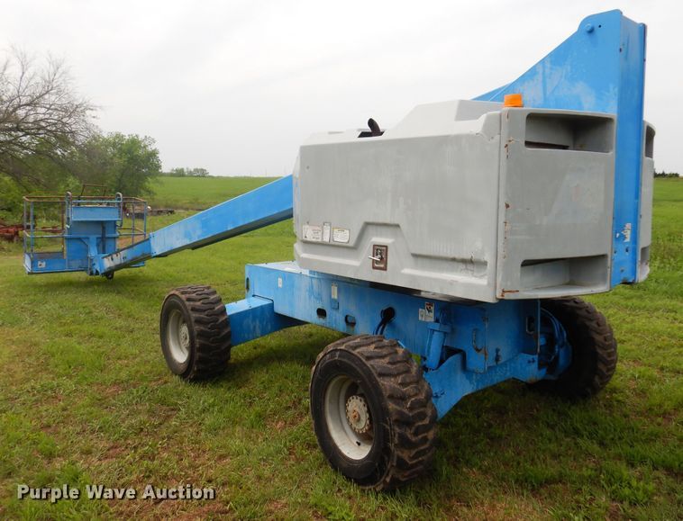 image for item DK0953 1997 Genie S-40  boom lift