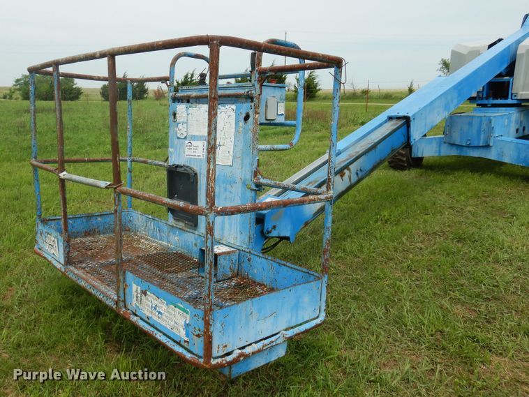 image for item DK0953 1997 Genie S-40  boom lift