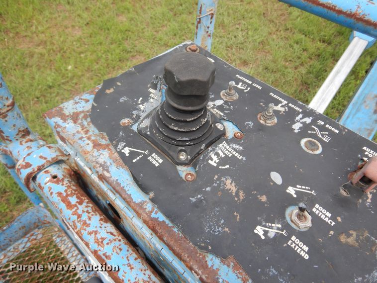 image for item DK0953 1997 Genie S-40  boom lift