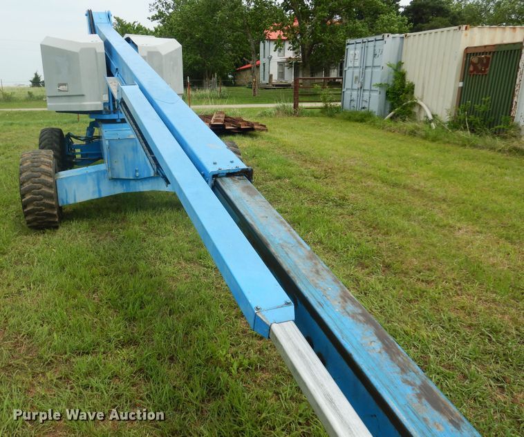 image for item DK0953 1997 Genie S-40  boom lift