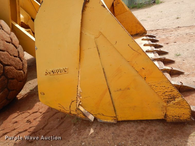 image for item DK0967 1976 Massey Ferguson MF66  wheel loader