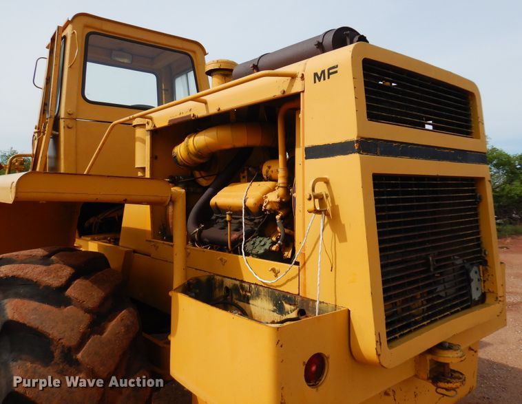 image for item DK0967 1976 Massey Ferguson MF66  wheel loader