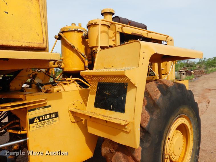 image for item DK0967 1976 Massey Ferguson MF66  wheel loader