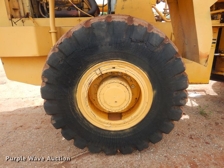 image for item DK0967 1976 Massey Ferguson MF66  wheel loader