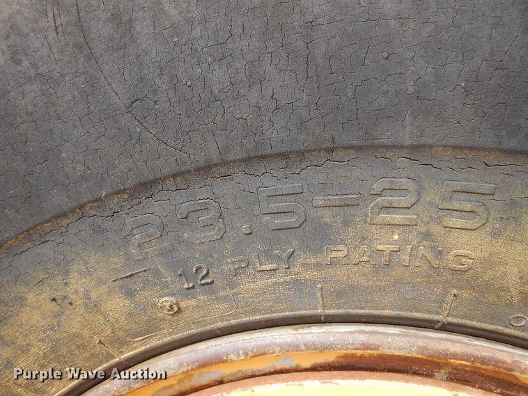 image for item DK0967 1976 Massey Ferguson MF66  wheel loader