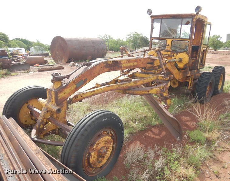 image for item DK0968 1938 Caterpillar  rigid frame motor grader