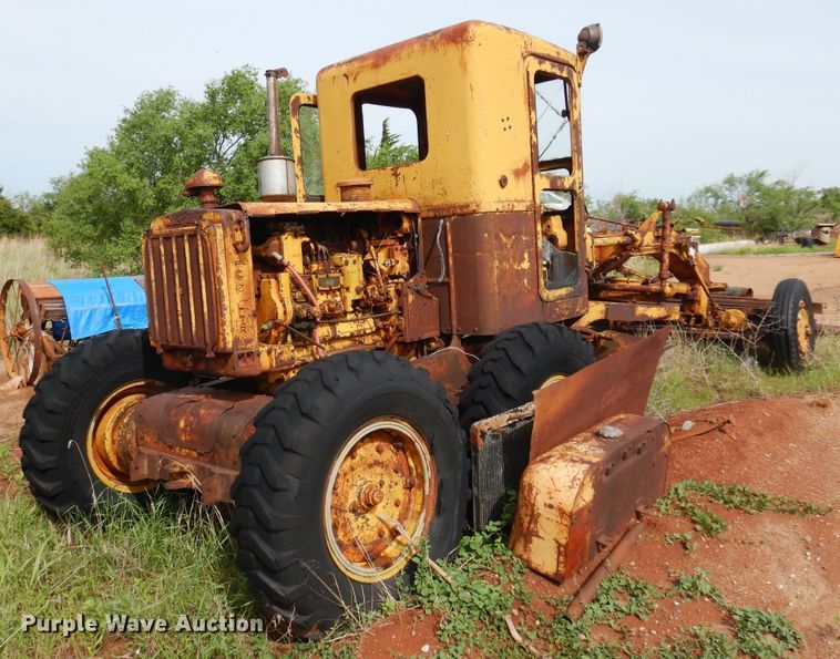 image for item DK0968 1938 Caterpillar  rigid frame motor grader