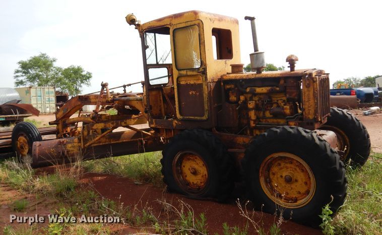 image for item DK0968 1938 Caterpillar  rigid frame motor grader