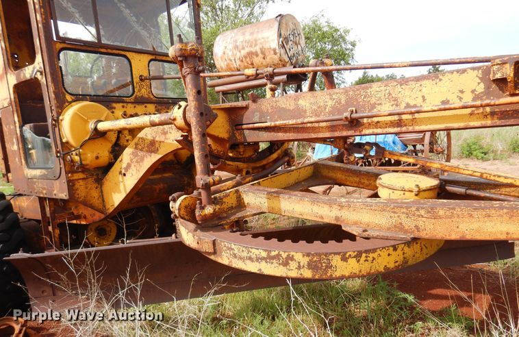 image for item DK0968 1938 Caterpillar  rigid frame motor grader