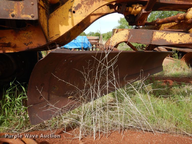 image for item DK0968 1938 Caterpillar  rigid frame motor grader