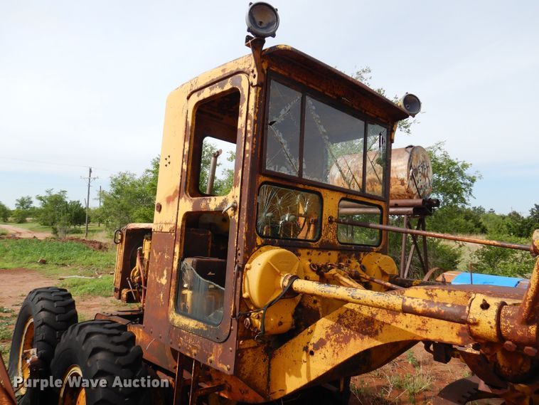 image for item DK0968 1938 Caterpillar  rigid frame motor grader