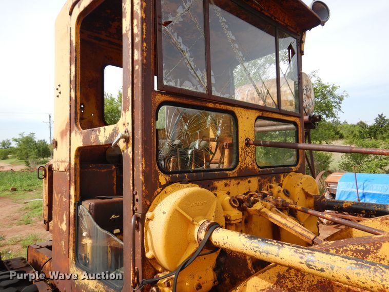 image for item DK0968 1938 Caterpillar  rigid frame motor grader