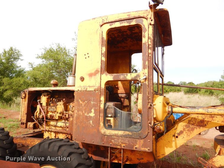 image for item DK0968 1938 Caterpillar  rigid frame motor grader