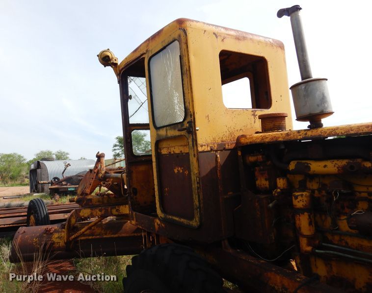 image for item DK0968 1938 Caterpillar  rigid frame motor grader