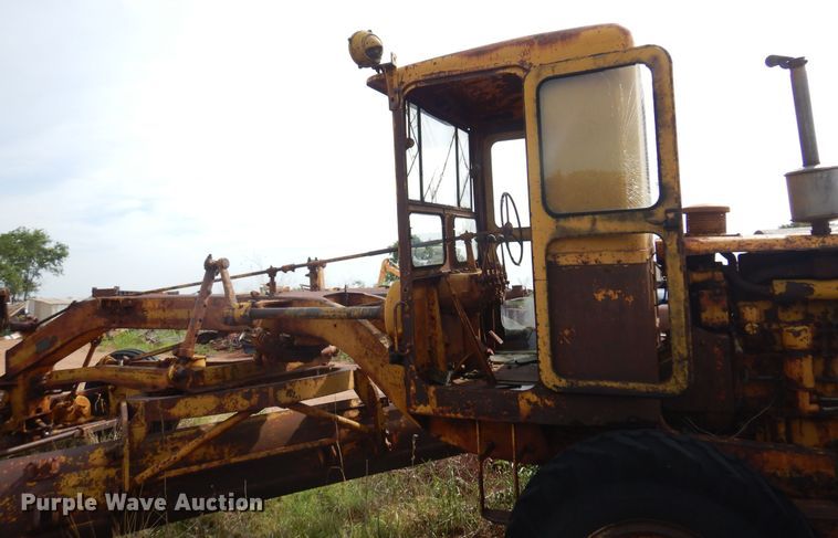 image for item DK0968 1938 Caterpillar  rigid frame motor grader