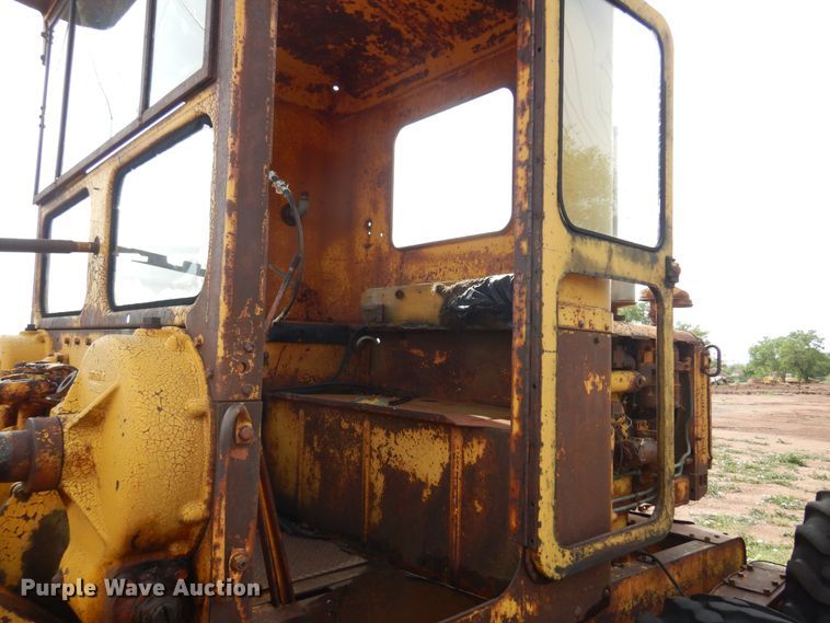 image for item DK0968 1938 Caterpillar  rigid frame motor grader