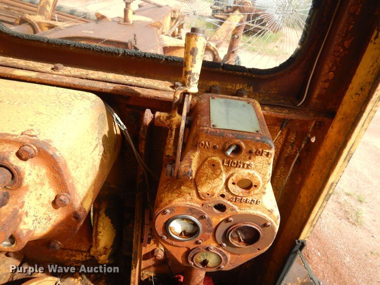 image for item DK0968 1938 Caterpillar  rigid frame motor grader