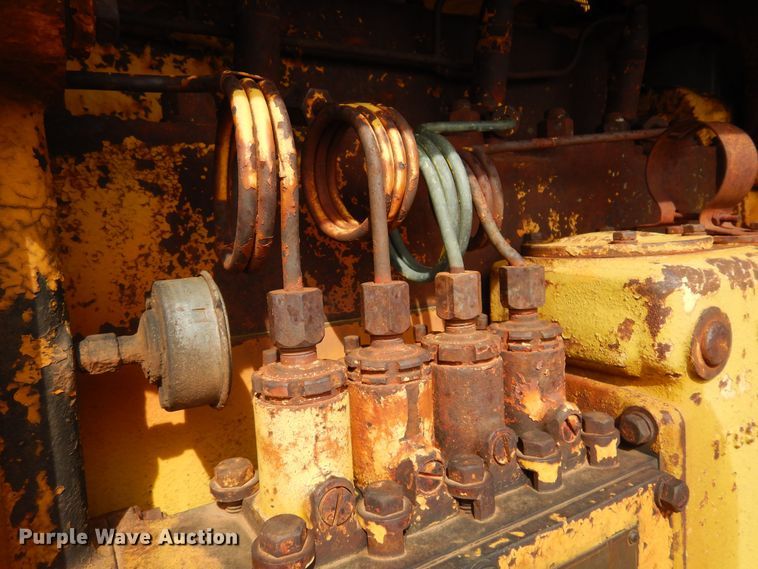 image for item DK0968 1938 Caterpillar  rigid frame motor grader