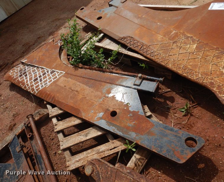 image for item DK0969 (4) cable plow blades