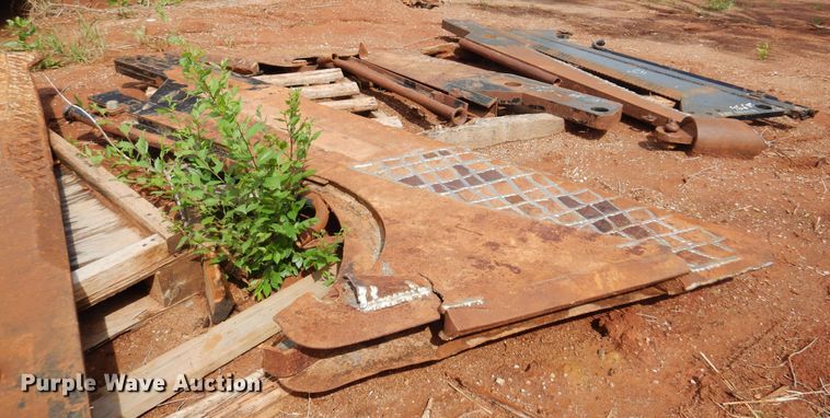 image for item DK0969 (4) cable plow blades