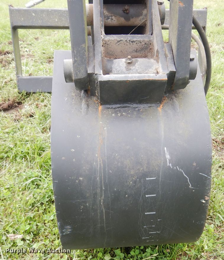 image for item DK0974 Skid steer backhoe