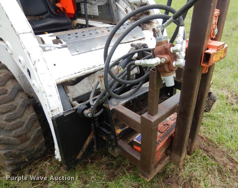 image for item DK0975 Skid steer T-post driver