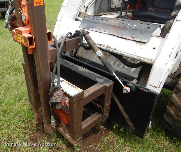 image for item DK0975 Skid steer T-post driver