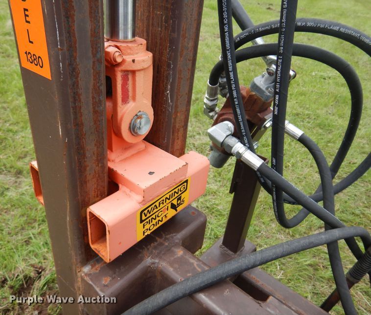 image for item DK0975 Skid steer T-post driver