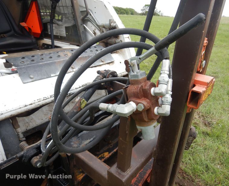 image for item DK0975 Skid steer T-post driver