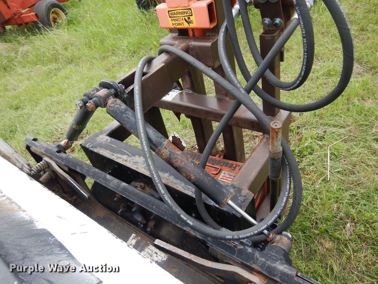 image for item DK0975 Skid steer T-post driver