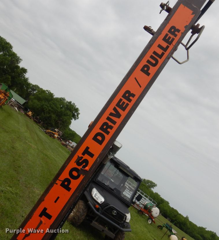 image for item DK0975 Skid steer T-post driver