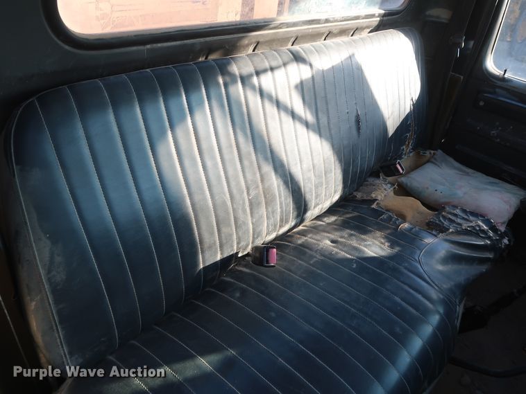 image for item DK3639 1994 International 4700  fuel truck