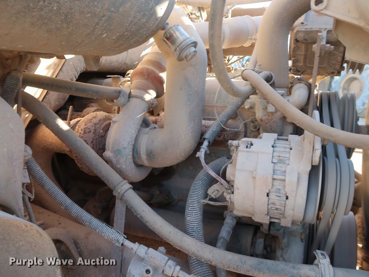 image for item DK3639 1994 International 4700  fuel truck