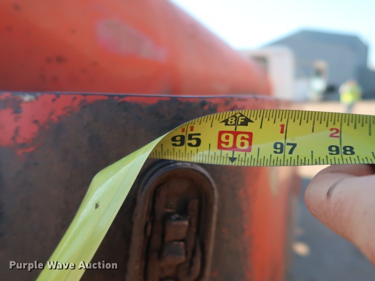 image for item DK3639 1994 International 4700  fuel truck