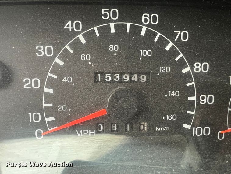 image for item DL4267 2000 Ford F650 Super Duty XL  utility / service truck